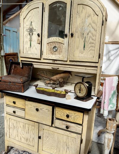 Painted cupboard scale
