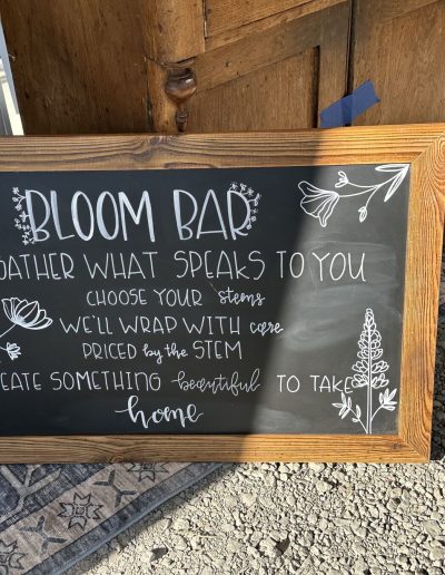 Sign bloom bar