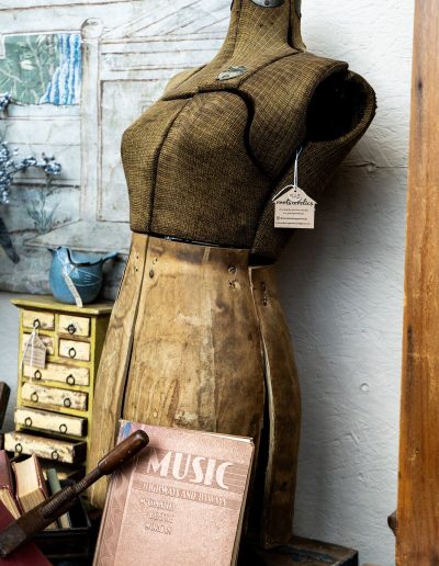Vignette dress form