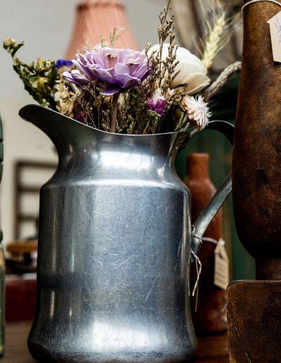Vignette pitcher flowers